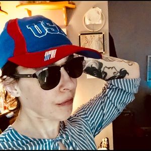 Vintage USA adjustable back baseball hat
